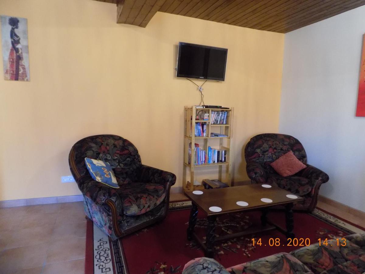 Les Papillons Villa Vrolle Bagian luar foto